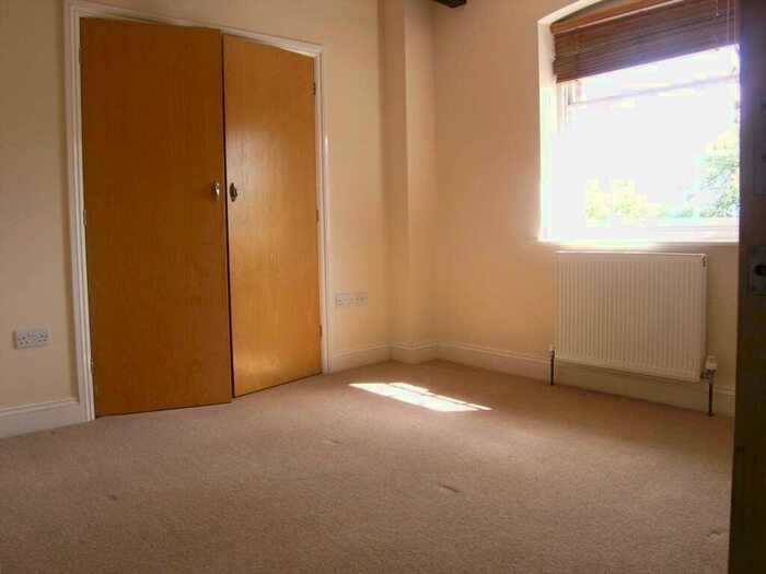 2 Bedroom Flat To Rent In Isinglass Mews, Coggeshall, Colchester, CO6