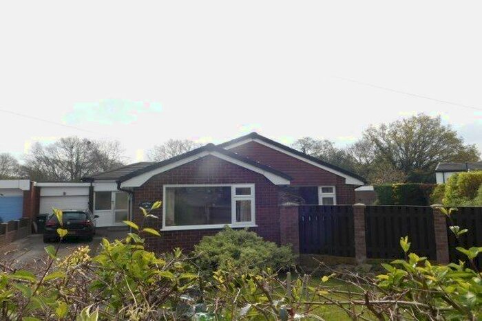 4 Bedroom Detached Bungalow To Rent In Greenfield Avenue, Caer, CH4