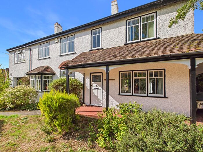 5 Bedroom Detached House For Sale In Treadaway Road, Flackwell Heath, High Wycombe, Buckinghamshire, HP10