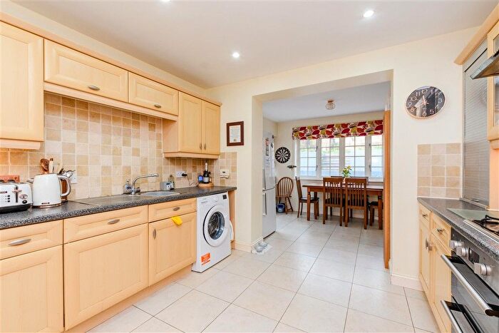 3 Bedroom End Terrace House For Sale In Southbank, Hextable, Swanley, Kent, BR8