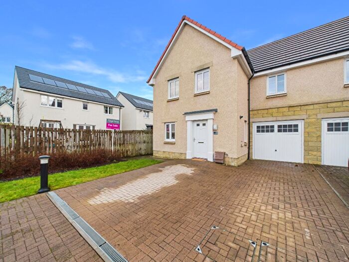 3 Bedroom Semi Detached House For Sale In Sherman Drive, East Kilbride, South Lanarkshire, G74