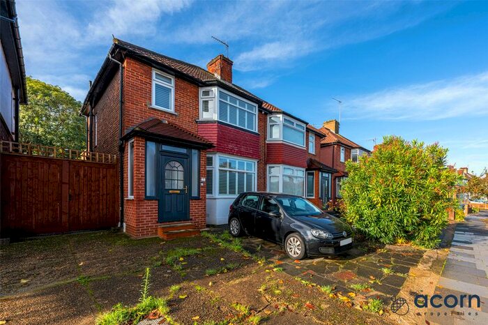 3 Bedroom Semi-Detached House To Rent In Colin Park Road, Colindale, NW9