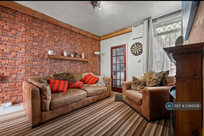 2 Bedroom Terraced House To Rent In Hazelwood Road, Nottingham, NG7