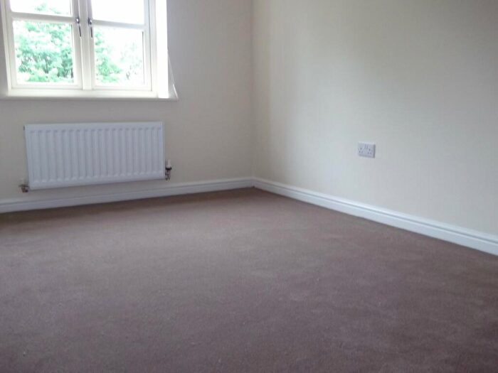 2 Bedroom Apartment To Rent In Grange Court, Wombwell, S73