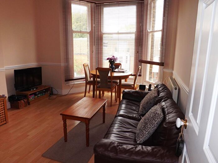 2 Bedroom Apartment To Rent In Eaton Road, Hove, BN3