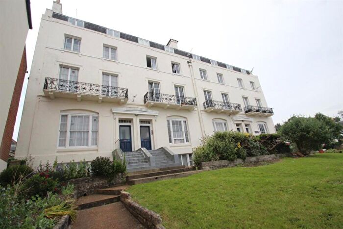 2 Bedroom Flat To Rent In Lind Street, Ryde, Isle Of Wight, PO33