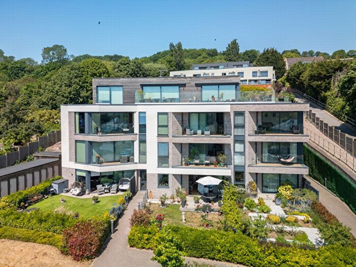 2 Bedroom Flat For Sale In Seabrook Road, Hythe, CT21