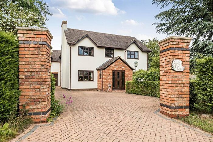 5 Bedroom House For Sale In Careys Road, Pury End, NN12