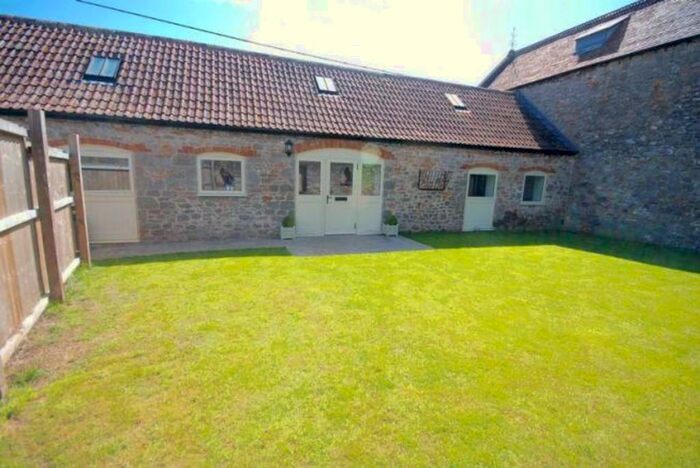 2 Bedroom Barn Conversion To Rent In Cliff Street, Cheddar, BS27
