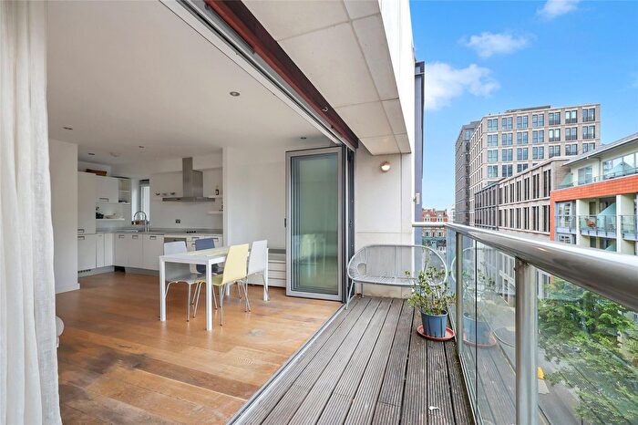 1 Bedroom Flat To Rent In Featherstone Street, Clerkenwell, EC1Y