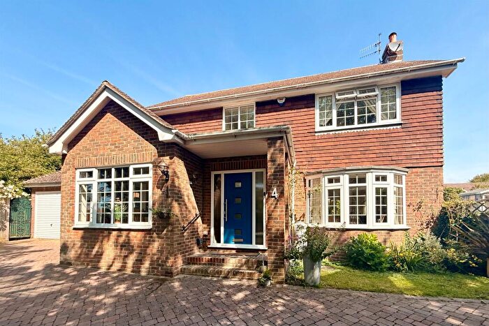 4 Bedroom Detached House For Sale In Homefield Road, Seaford, BN25