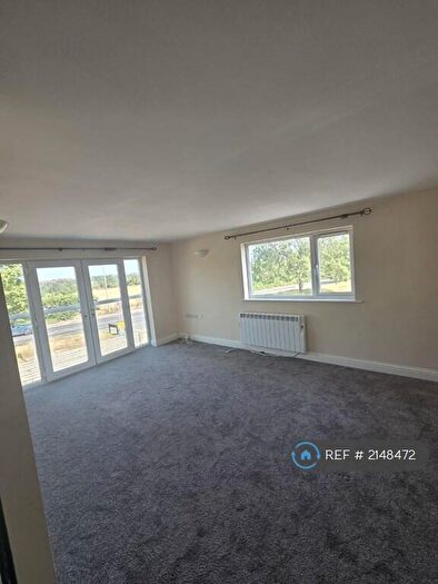 2 Bedroom Flat To Rent In Broomhall Road, Chelmsford, CM1