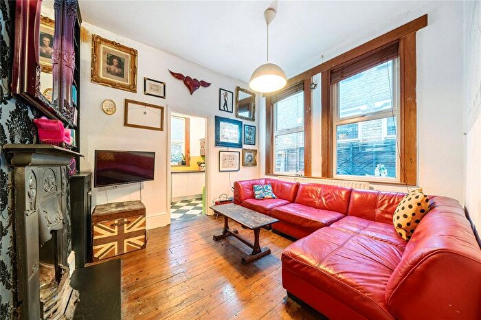 3 Bedroom Flat To Rent In Maryland Road, Wood Gren, London, N22