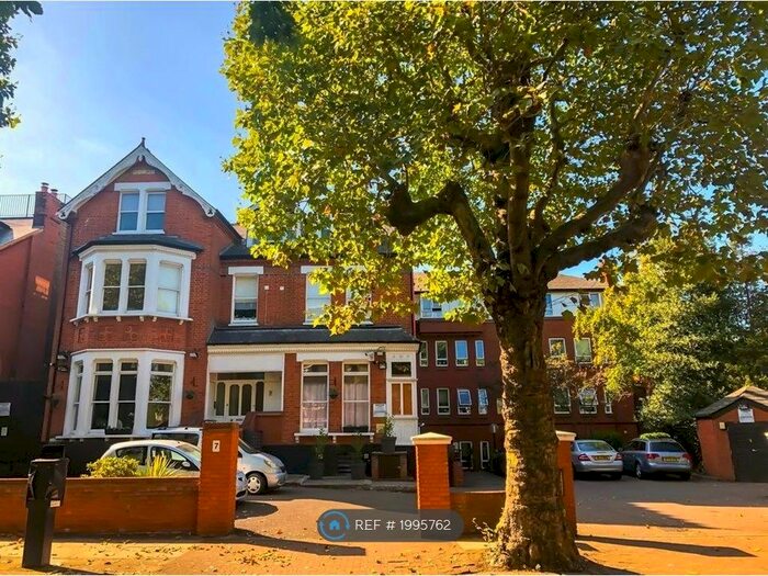 Studio To Rent In Mapesbury Lodge, London, NW2