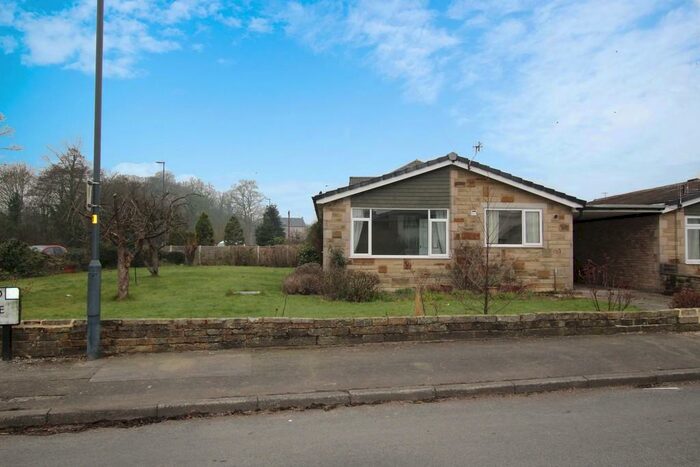 2 Bedroom Bungalow To Rent In Old Hall Road, Glusburn, BD20