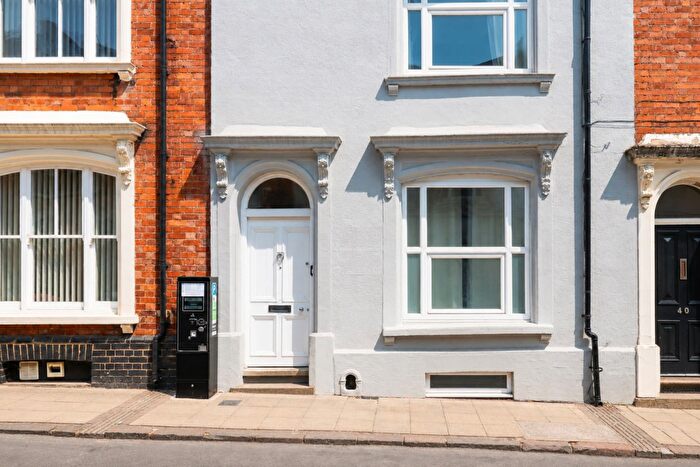 7 Bedroom Terraced House To Rent In Hazelwood Road, Northampton, NN1