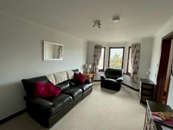 2 Bedroom Flat To Rent In Picktillum Avenue, Hilton, Aberdeen, AB25