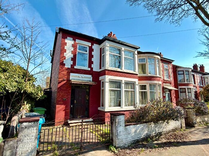 3 Bedroom Semi Detached House For Sale In St. Johns Road, Old Trafford, M16