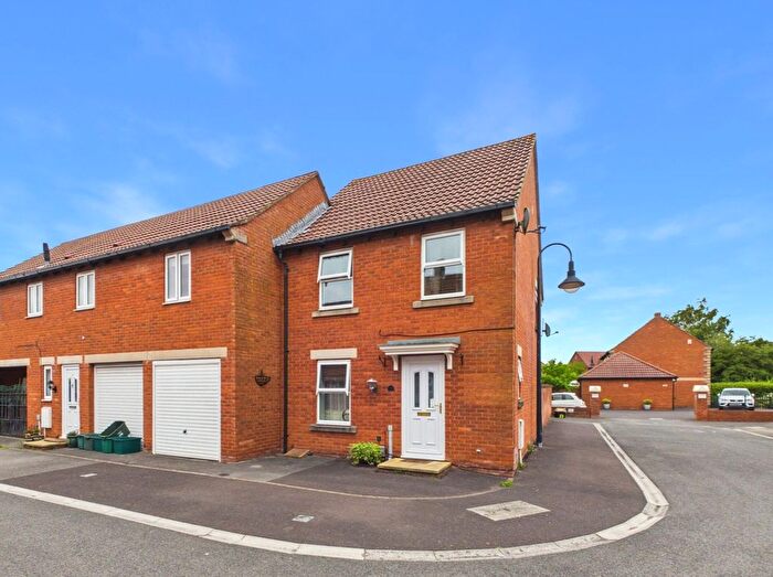 3 Bedroom Semi Detached House For Sale In Sweetgrass Road, Weston Village, Weston-Super-Mare, North Somerset, BS24