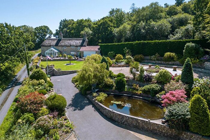 6 Bedroom Detached House For Sale In Dalwood, Axminster, EX13