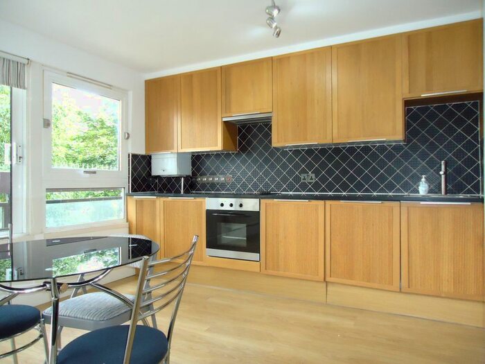2 Bedroom Flat To Rent In Battersea Church Road, Near Battersea Bridge &amp; Chelsea, SW11