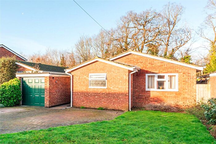 3 Bedroom Bungalow For Sale In Brooklands Road, Riseley, Bedfordshire, MK44