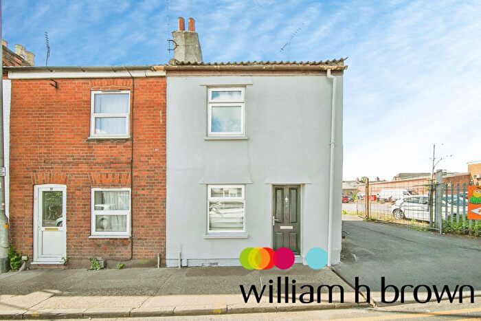 2 Bedroom Property To Rent In Magdalen Street, Colchester, CO1