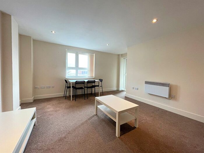 1 Bedroom Flat To Rent In Altamar, Kings Road, SA1