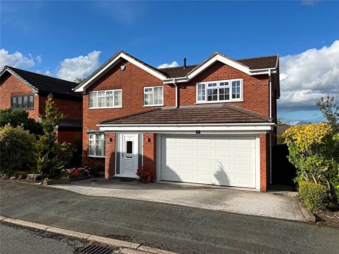 4 Bedroom Detached House For Sale In Heysbank Road, Disley, Stockport, Cheshire, SK12