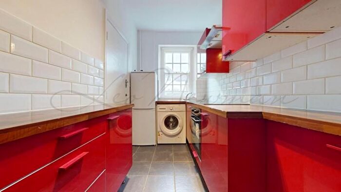 2 Bedroom Flat To Rent In Brampton Grove, Hendon, NW4