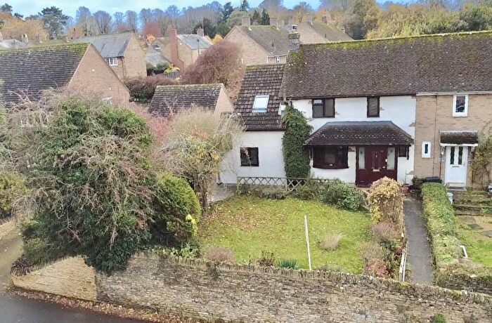 3 Bedroom Semi-Detached House For Sale In Church Lane, Pitsford, Northamptonshire, NN6