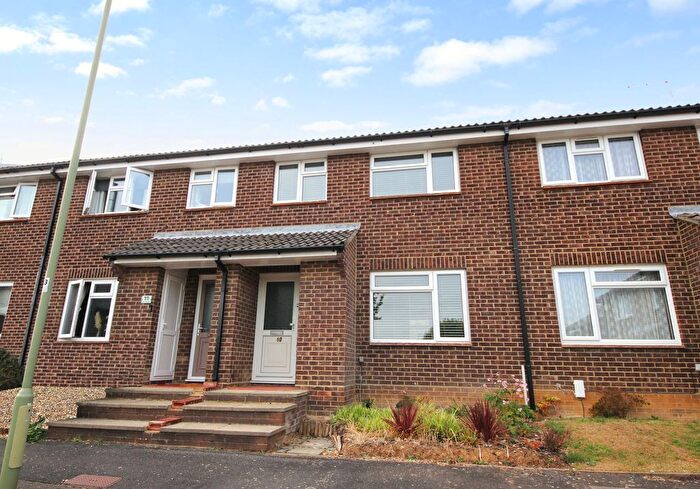 3 Bedroom Terraced House For Sale In Quebec Gardens, Bursledon, SO31