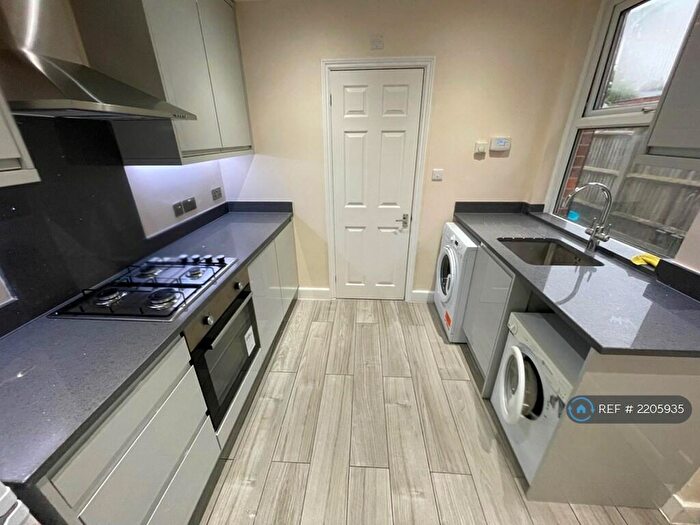 1 Bedroom Flat To Rent In St. Georges Road, Reading, RG30