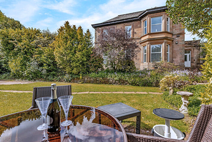 2 Bedroom Penthouse For Sale In Hunterhill Road, Paisley, PA2