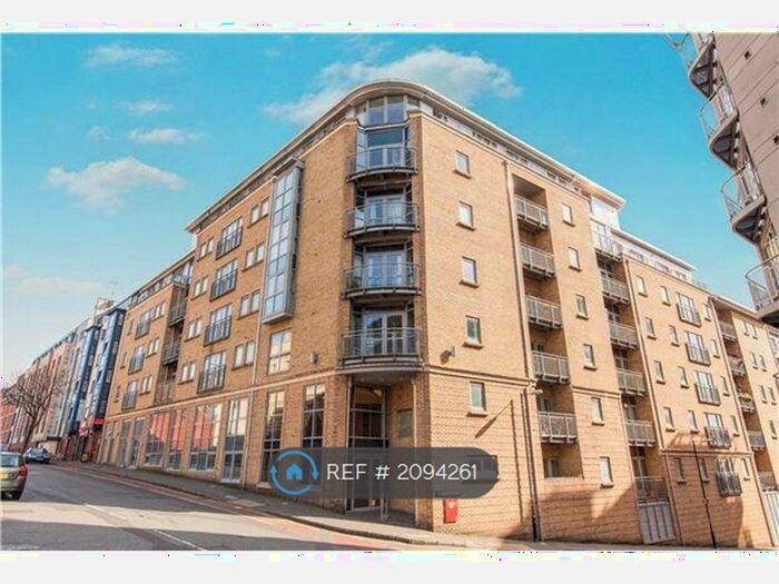 1 Bedroom Flat To Rent In Hamilton Court, Bristol, BS2