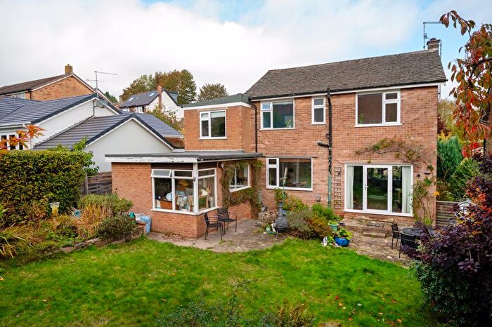 5 Bedroom Detached House For Sale In Stumperlowe View, Fulwood, Sheffield, S10