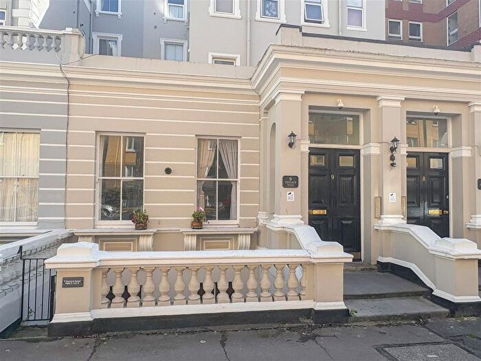 1 Bedroom Flat For Sale In Terrace Road, St. Leonards, TN37