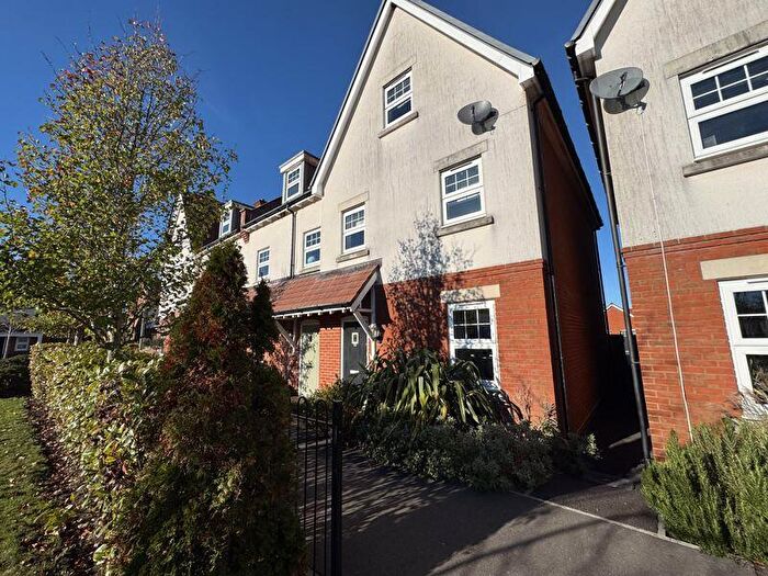 3 Bedroom End Of Terrace House For Sale In Westerman Way, Wareham, BH20