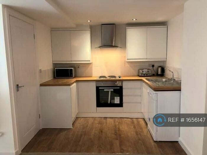 1 Bedroom Flat To Rent In Arundel Street, Nottingham, NG7