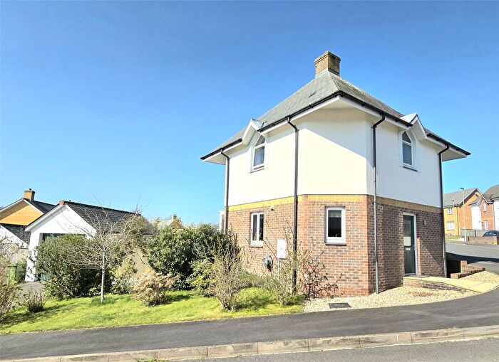 2 Bedroom Detached House For Sale In Molesworth Way, Holsworthy, EX22