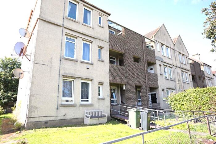 2 Bedroom Flat To Rent In Sleigh Drive, Lochend, Edinburgh, EH7