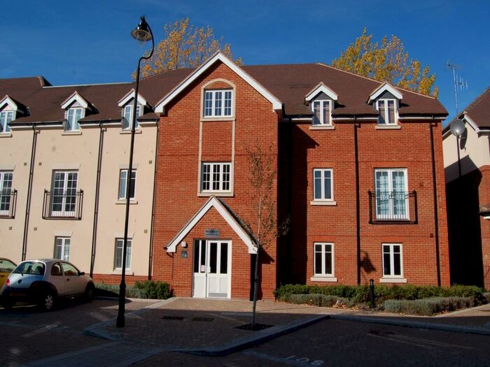 2 Bedroom Apartment To Rent In Peppermint Road, Hitchin, SG5