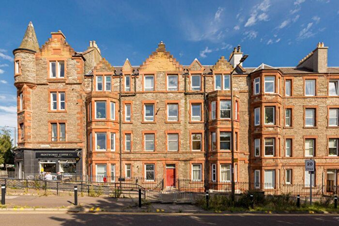 1 Bedroom Flat For Sale In Kings Road, Portobello, EH15