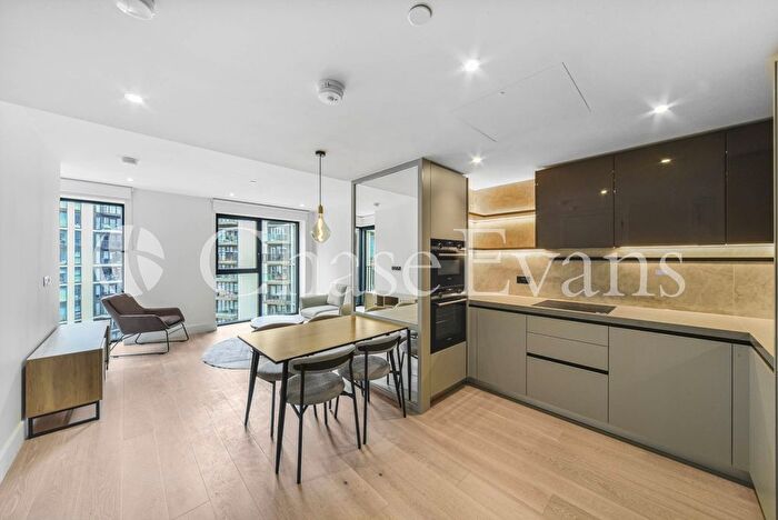 1 Bedroom Flat To Rent In White City Living, Fountain Park Way, Shepards Bush, London, W12