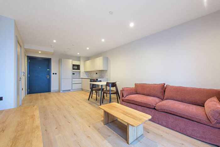 Studio To Rent In The Draper, Colindale, London, NW9