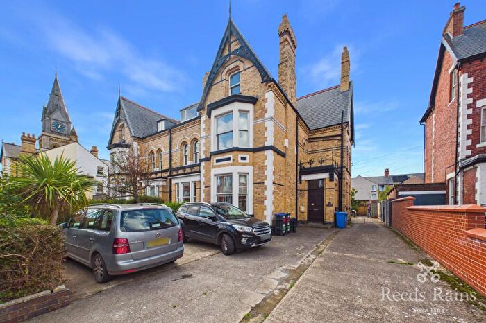 2 Bedroom Apartment To Rent In Bath Street, Rhyl, Denbighshire, LL18