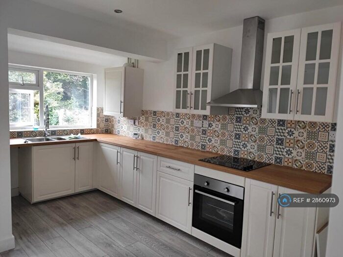 3 Bedroom Semi Detached House To Rent In Ashcroft Avenue, Salford, M6