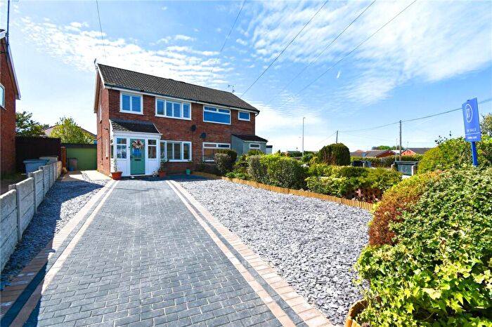 3 Bedroom Semi-Detached House For Sale In Brookside Crescent, Saughall Massie, Wirral, CH49
