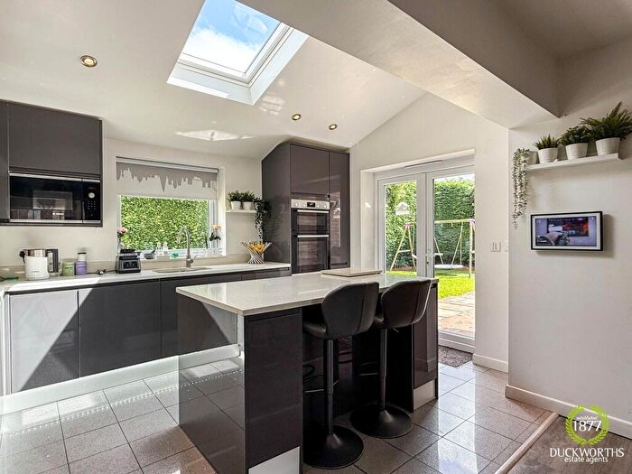 4 Bedroom Semi-Detached House For Sale In Pickup Road, Rishton, BB1