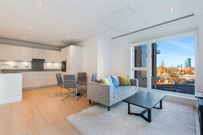 1 Bedroom Flat For Sale In Cherry Orchard Road, Croydon, London, CR0